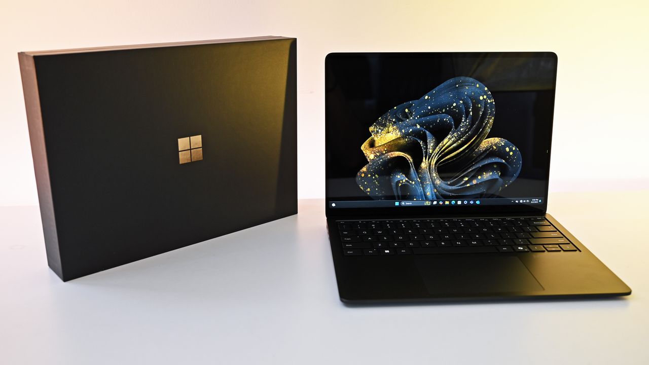 Юбилейный Surface Laptop: взгляд на эксклюзивную модель, которую вы вряд ли увидите в продаже