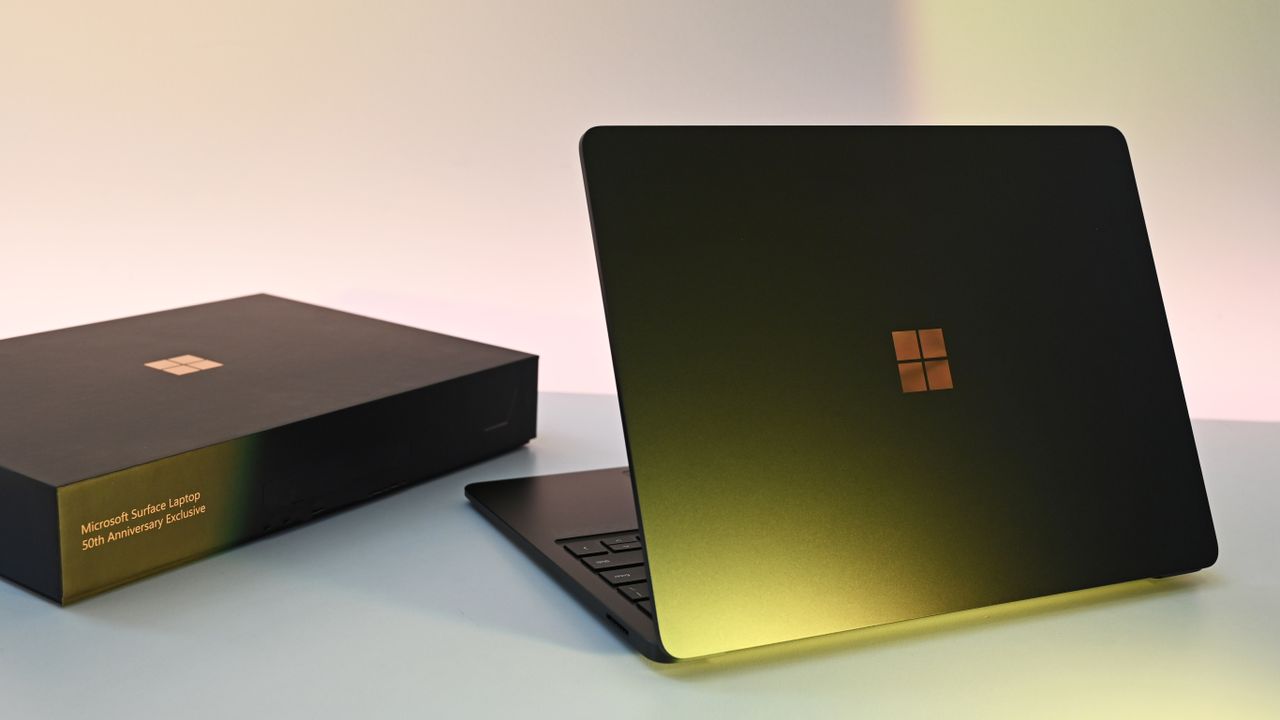 Как придать вашему Surface Laptop вид эксклюзивной юбилейной модели Microsoft