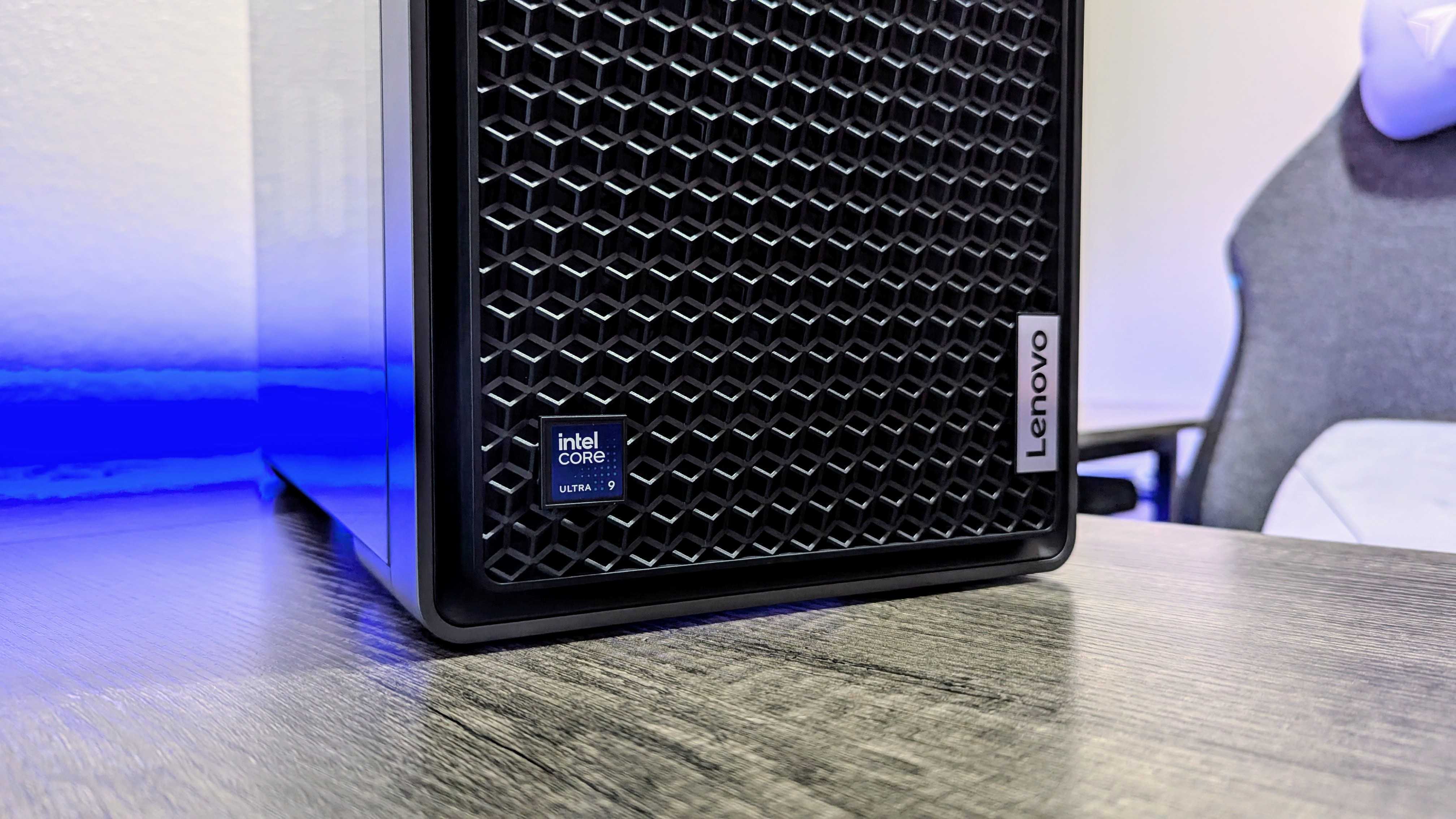 Lenovo Legion Tower 7i (Gen 10)