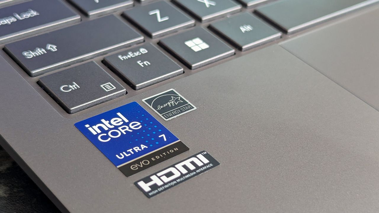 Intel учится у AMD: как новая функция Core Ultra поможет в работе с искусственным интеллектом