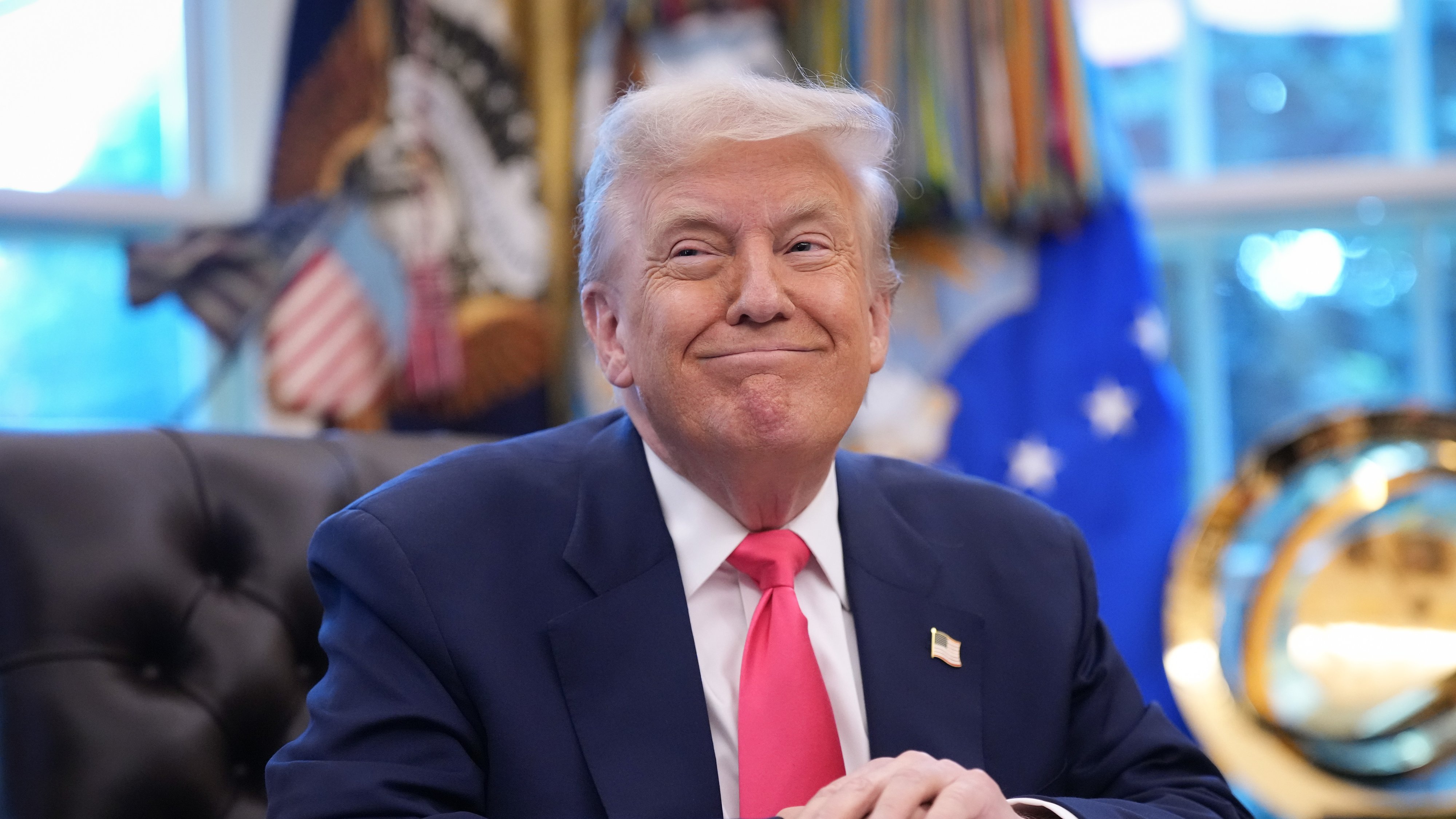 Президент США Дональд Трамп выступает в Овальном кабинете 14 августа 2025 года. (Изображение: Getty Images | Andrew Harnik)