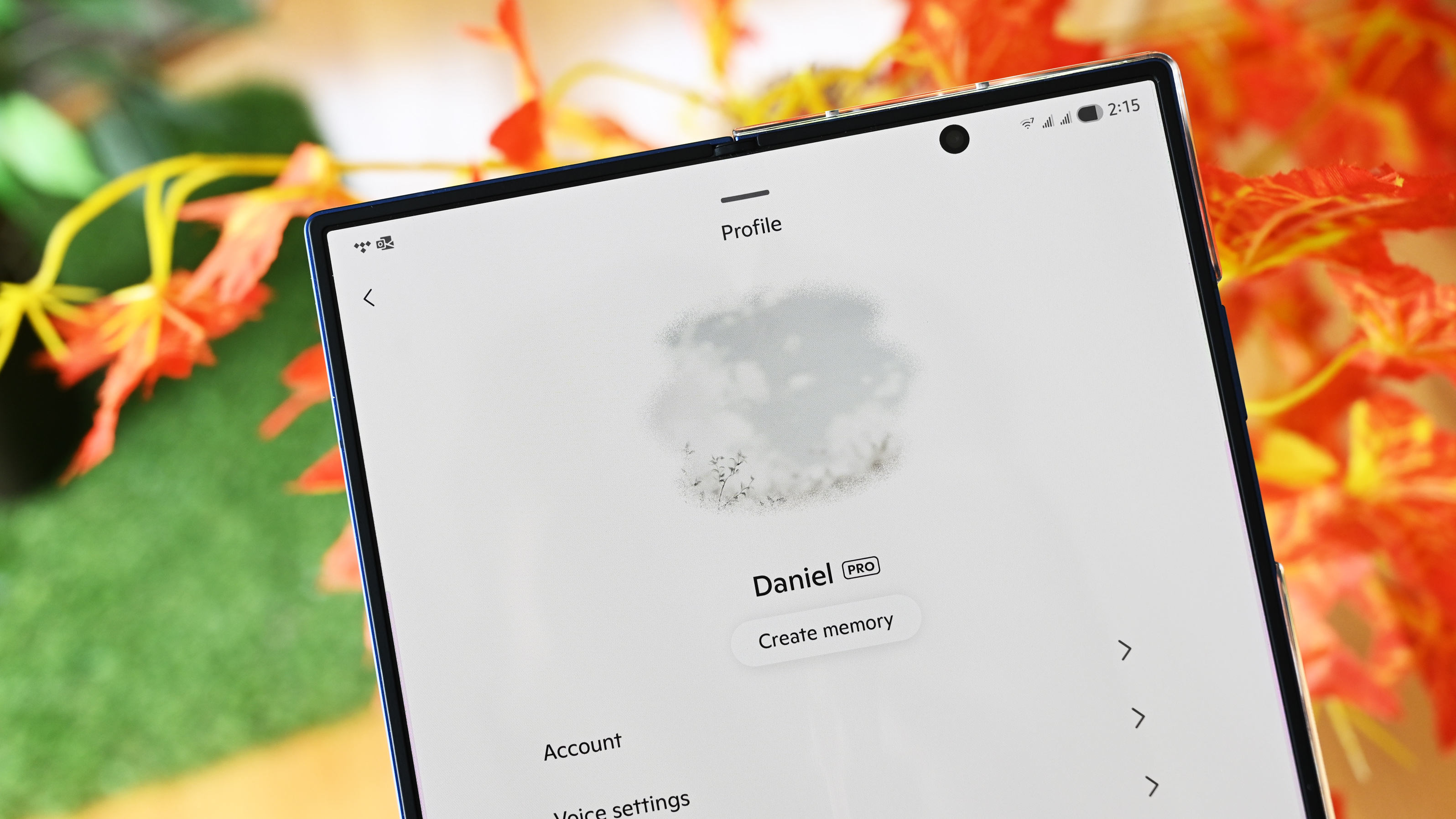 Фотография приложения Android Copilot и его новой функции памяти.
