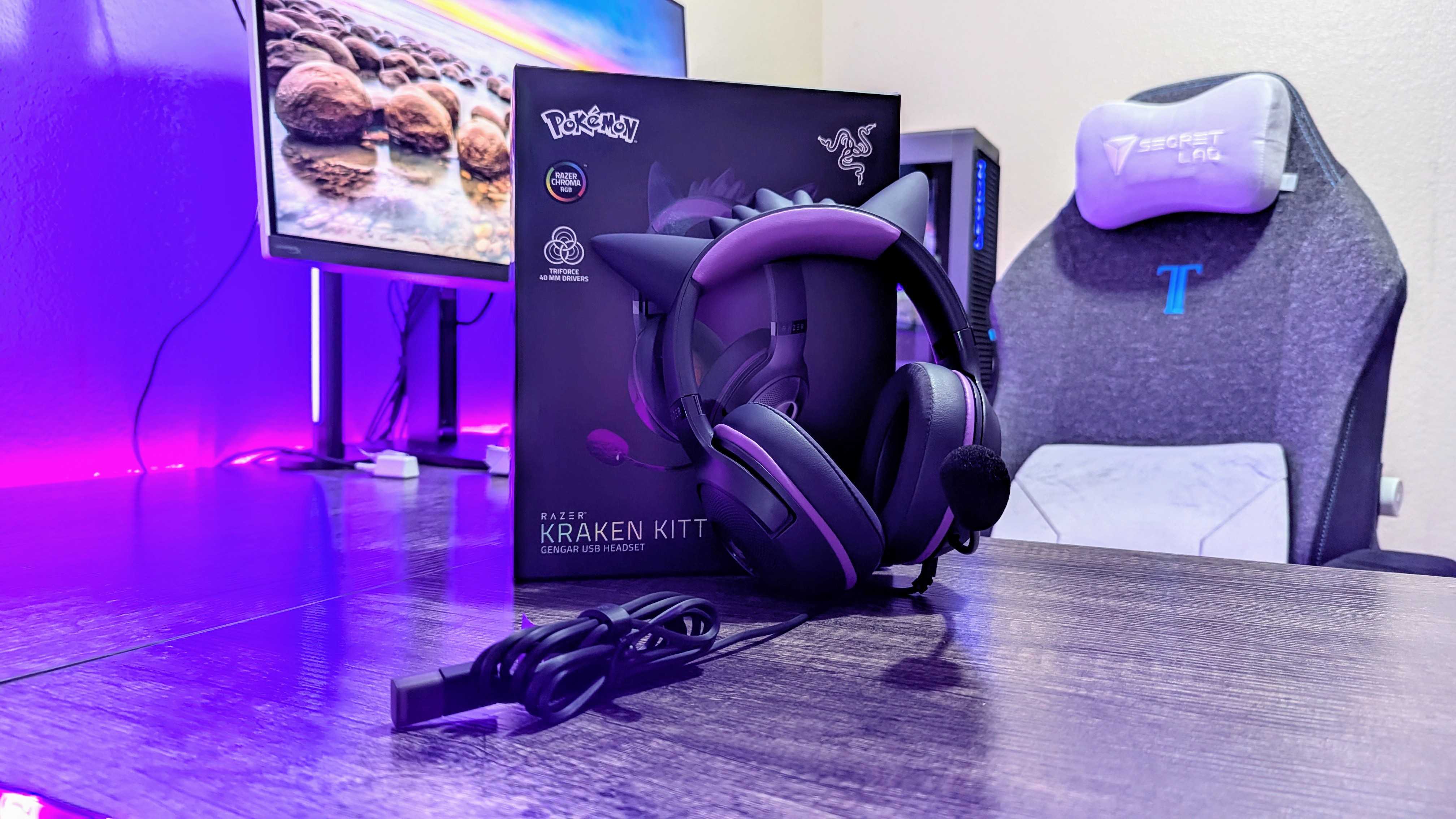 Изображение проводной игровой гарнитуры Razer Kraken Kitty V2 Gengar Edition.