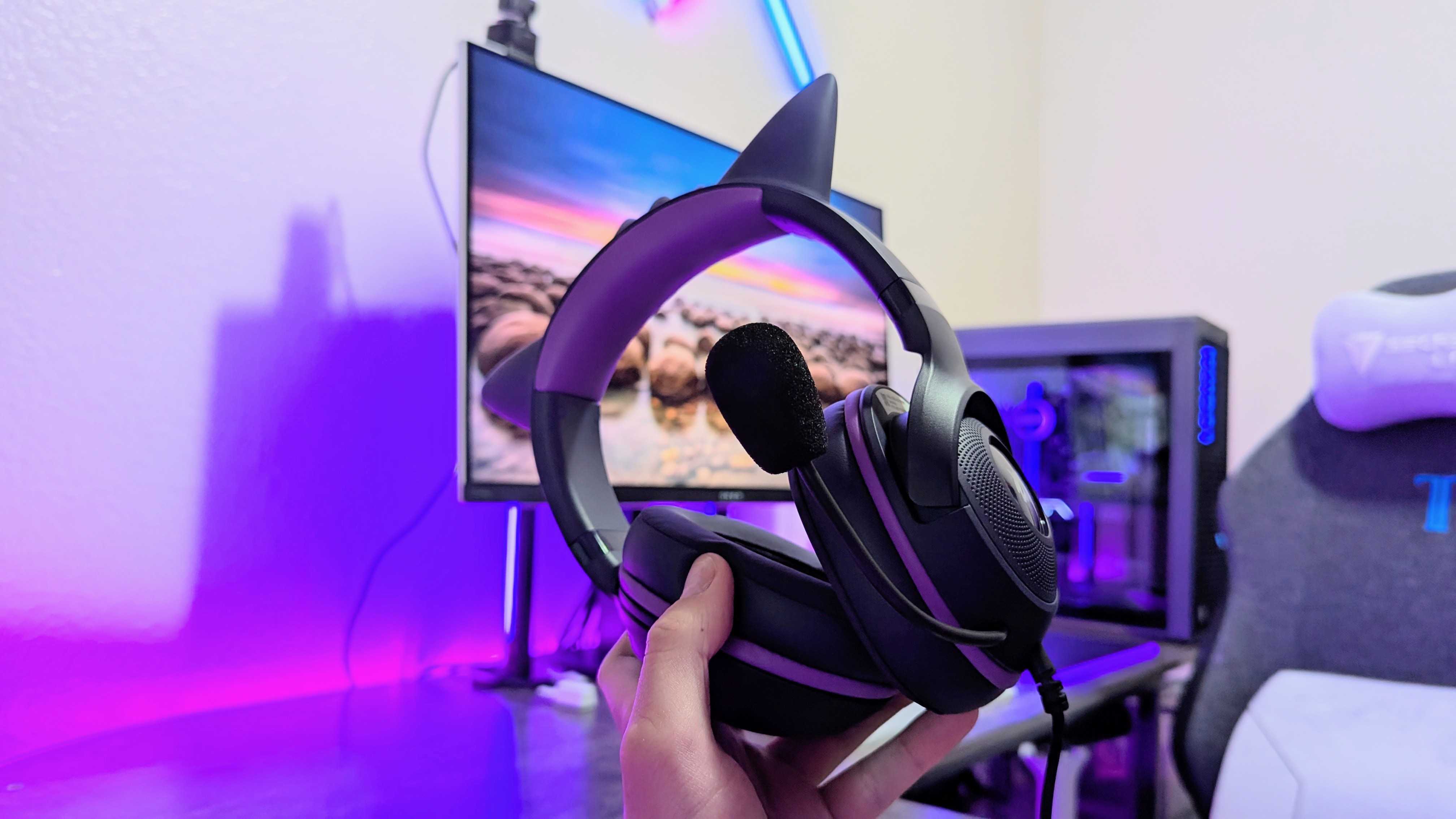 Изображение проводной игровой гарнитуры Razer Kraken Kitty V2 Gengar Edition.
