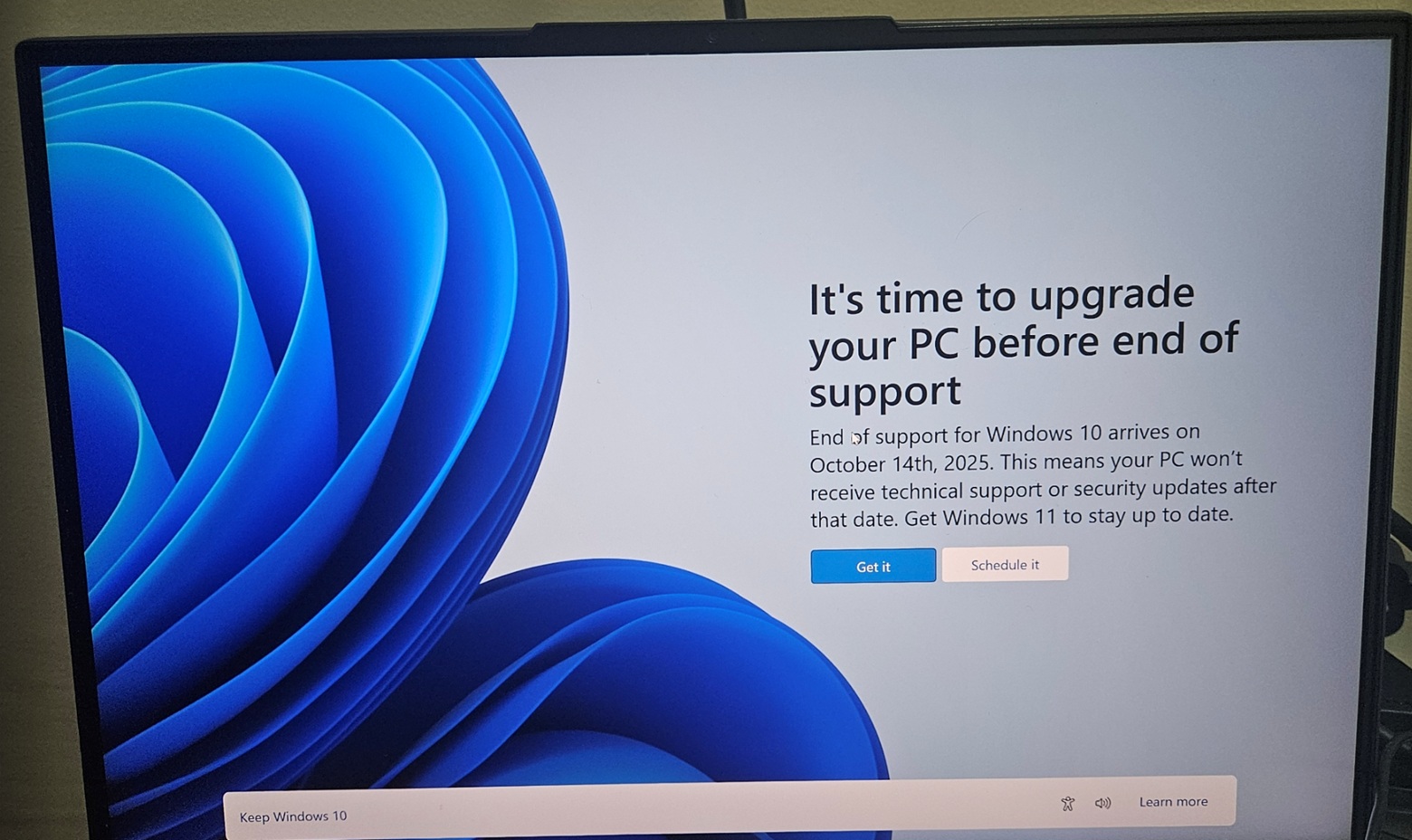 Windows 10 уходит на пенсию: Microsoft настойчиво призывает пользователей обновиться до Windows 11