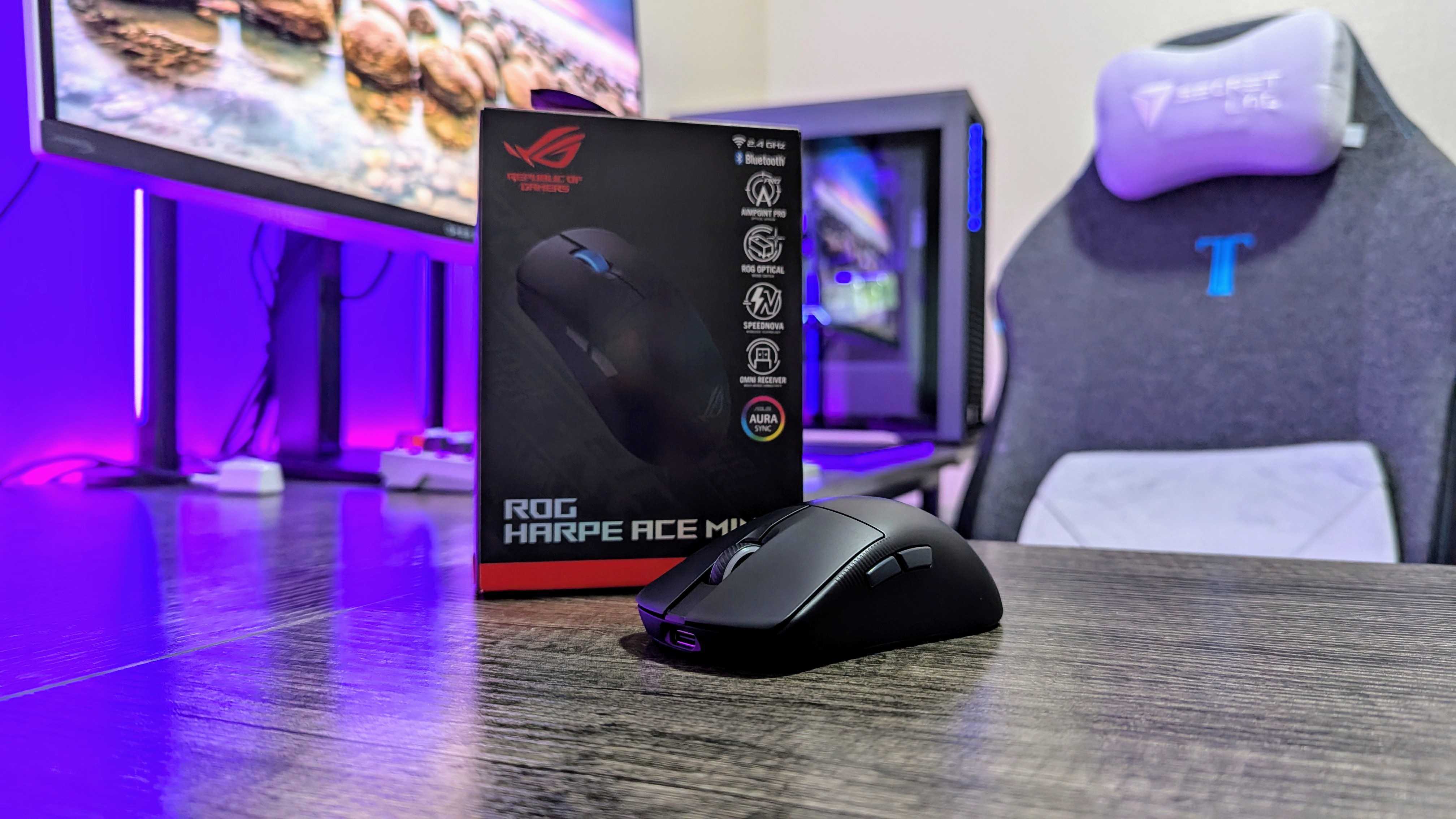 Изображение беспроводной игровой мыши ASUS ROG Harpe Ace Mini.