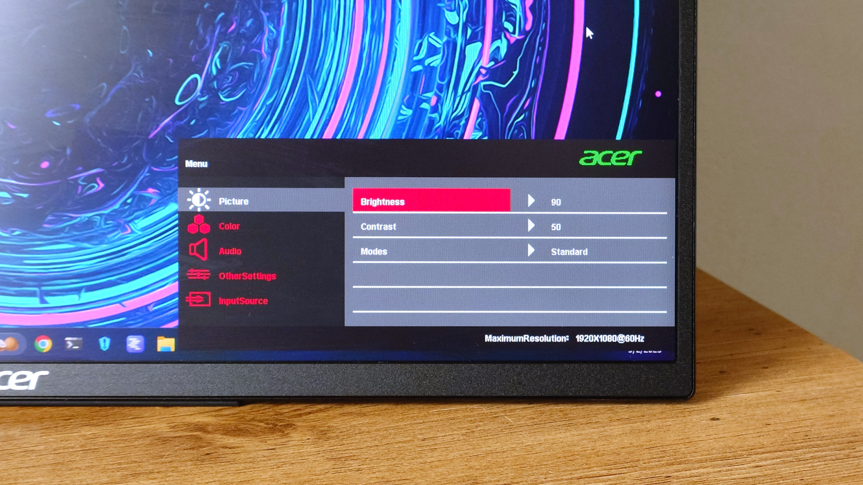On screen menu on Acer's dual-screen portable monitor.