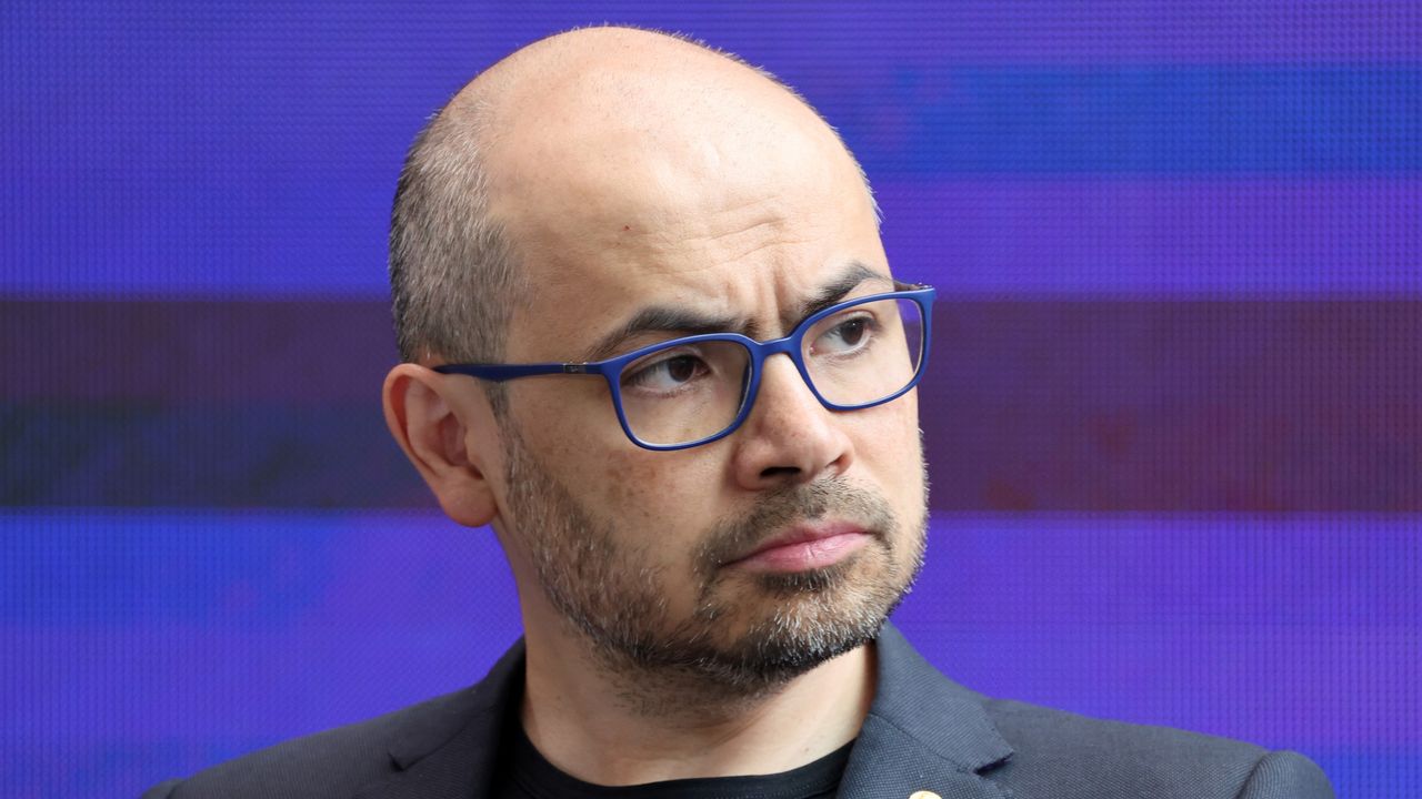 Изображение к статье: Искусственный интеллект: повторит ли он ошибки социальных сетей в погоне за вниманием? - AI Технологии на MSReview.net