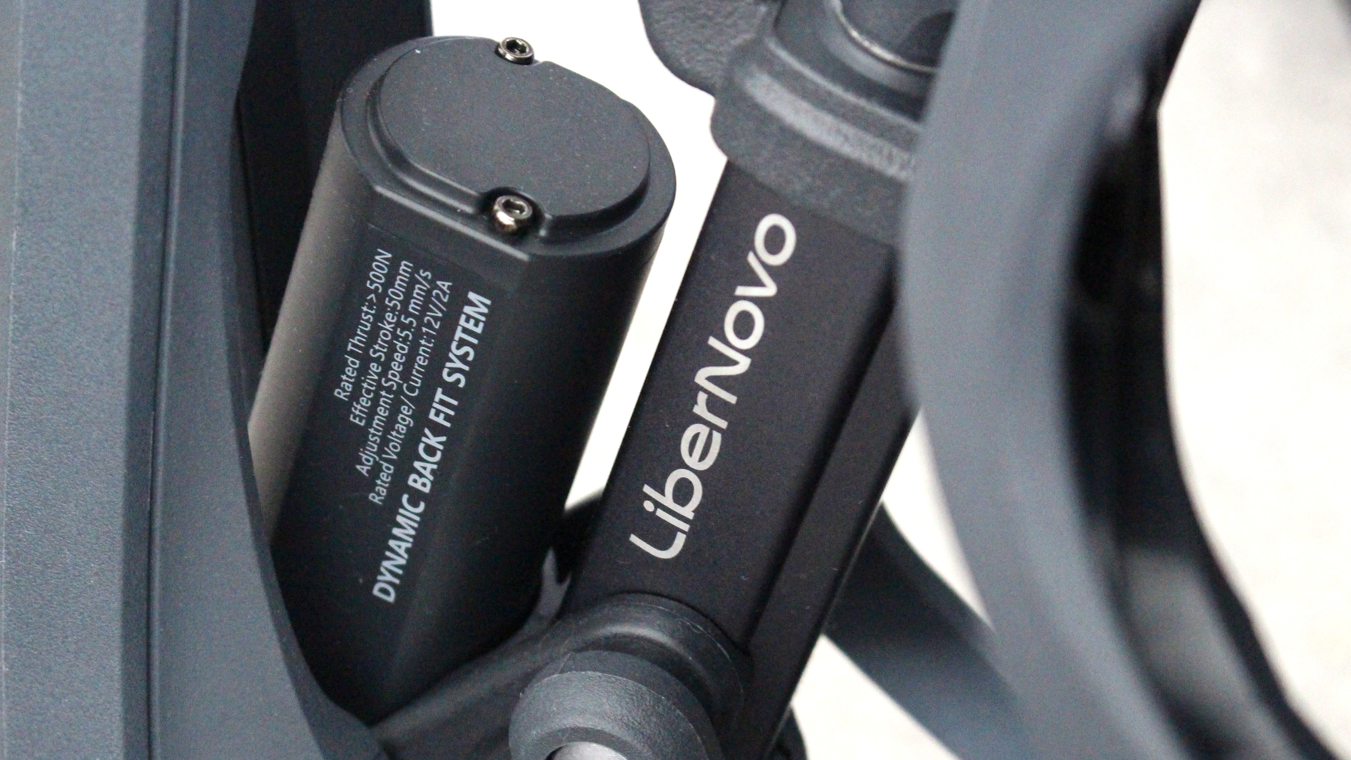 LiberNovo Omni chair