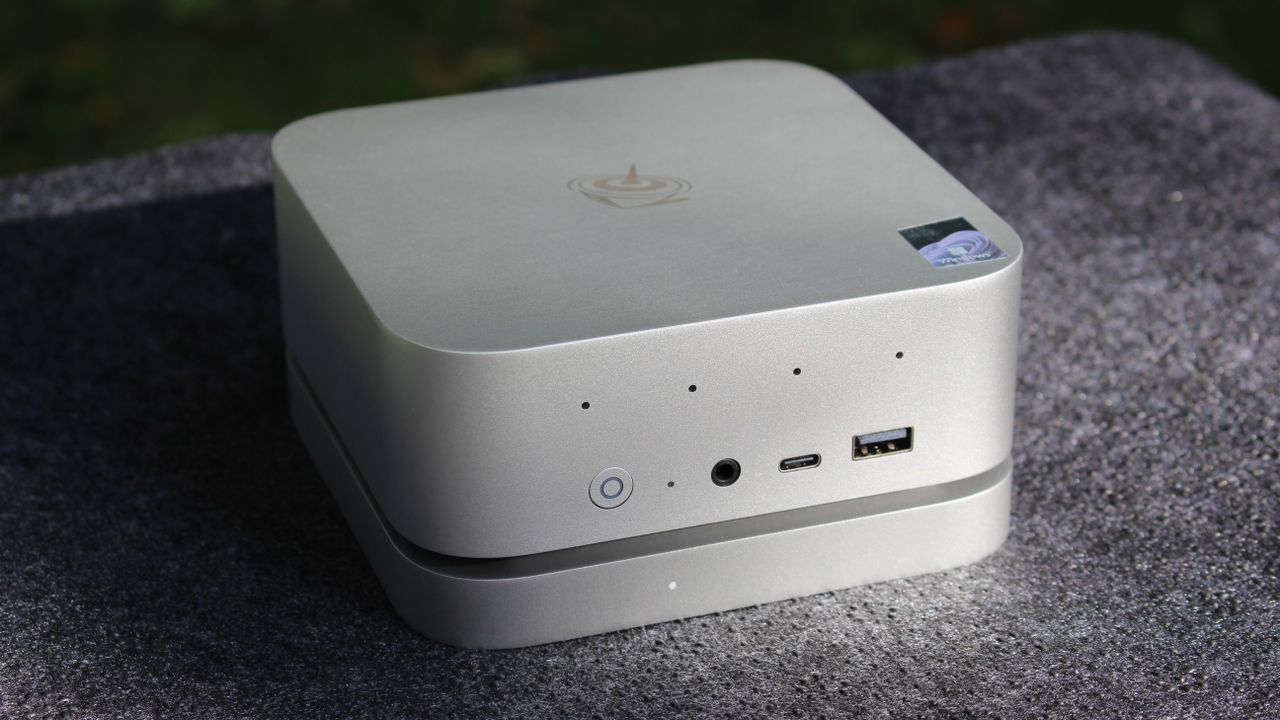 Мощный и компактный: обзор Beelink SER9 Pro – отличная производительность в маленьком корпусе