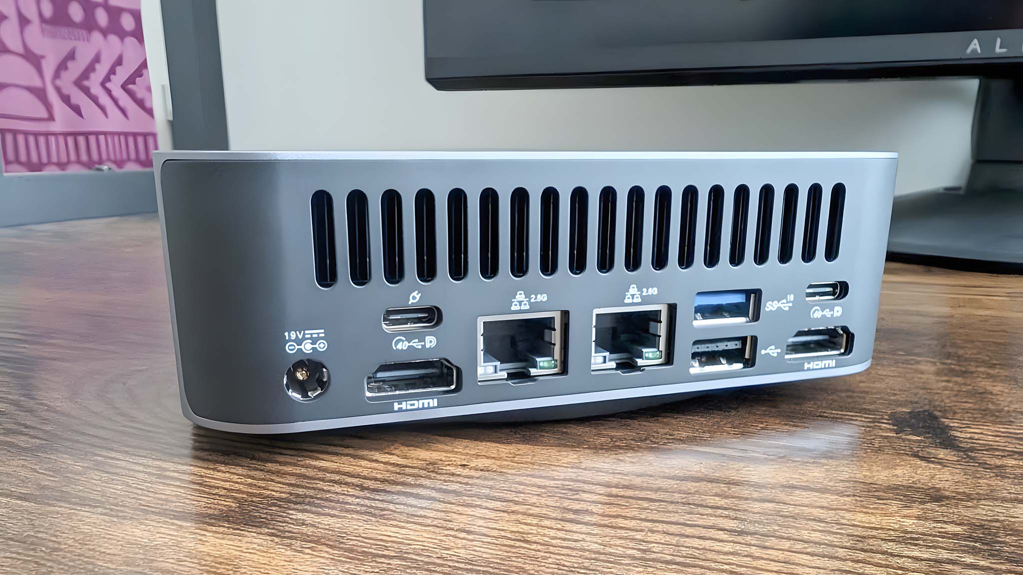 Порты Geekom GT1 Mega