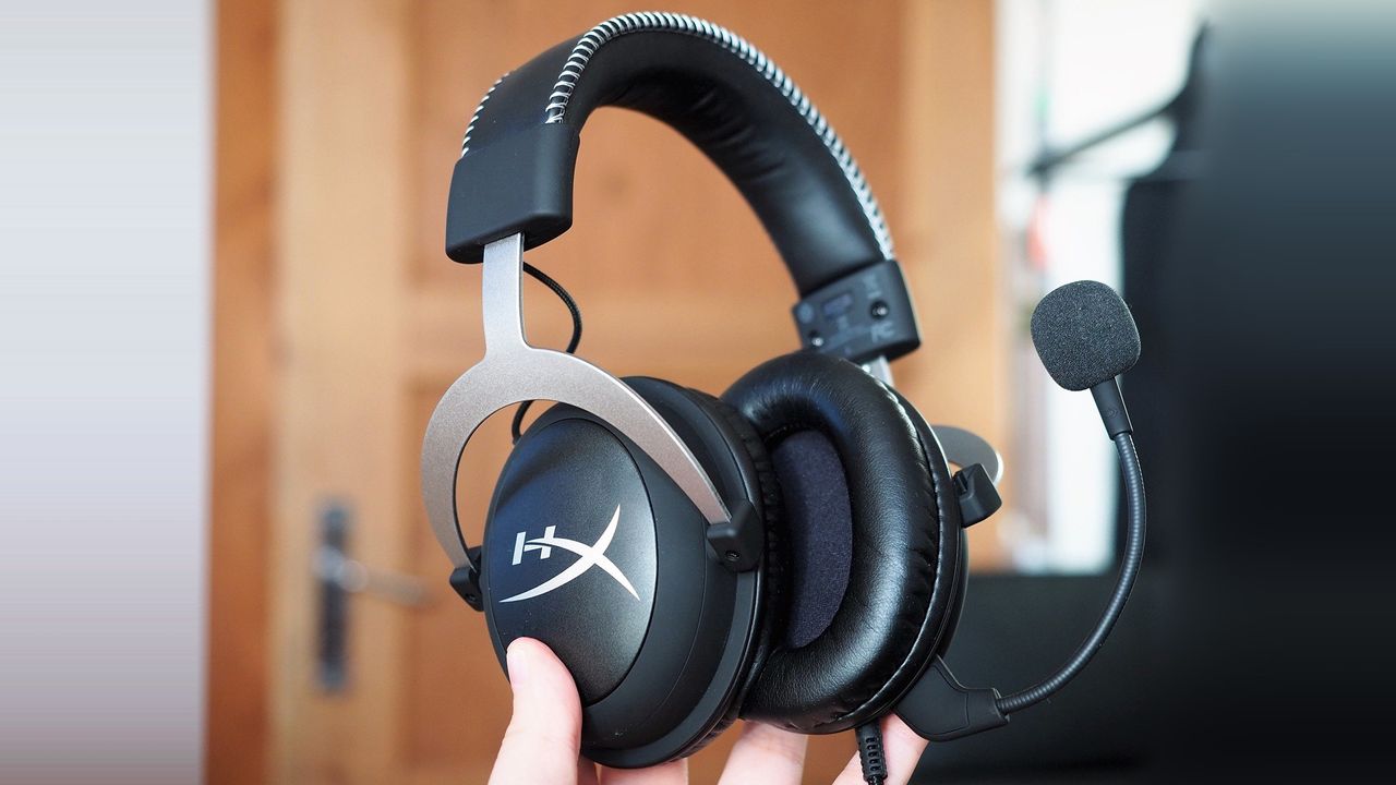 Недорогая находка для геймера: стоит ли покупать HyperX CloudX сейчас?