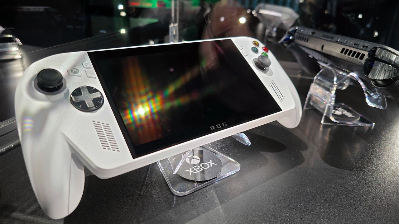 Изображение к статье: Как выбрать идеальную карту памяти для вашей Xbox Ally: скорость, объем и цена - Xbox на MSReview.net