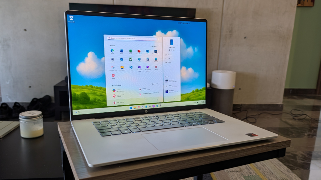 HP OmniBook 5 в открытом состоянии