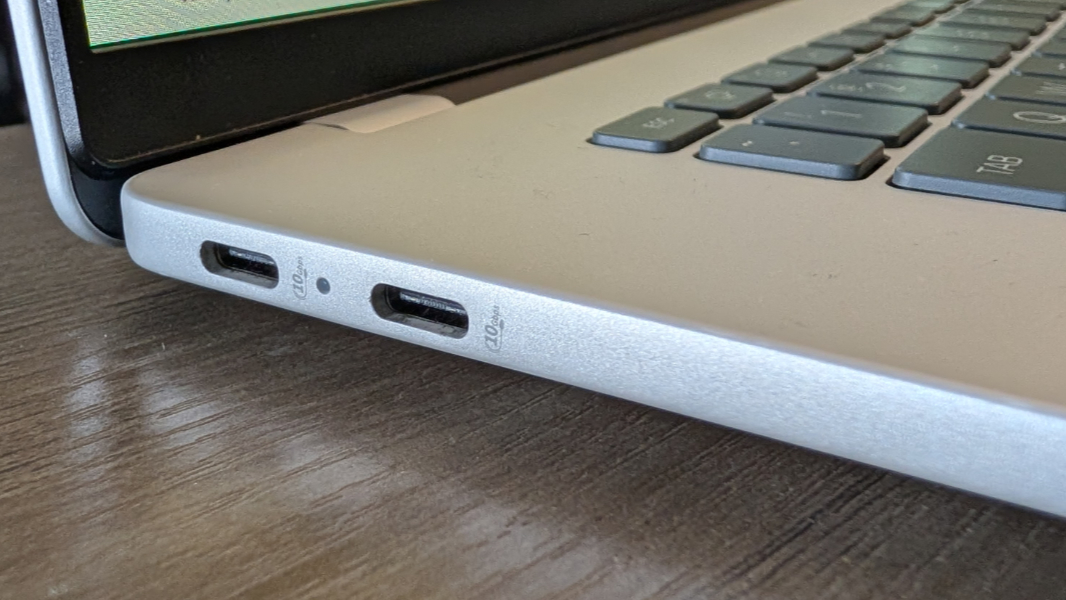 Порты HP OmniBook 5 слева