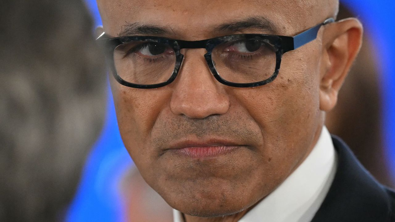 Изображение к статье: Генеральный директор Microsoft получил почти $100 миллионов на фоне массовых увольнений - Microsoft на MSReview.net