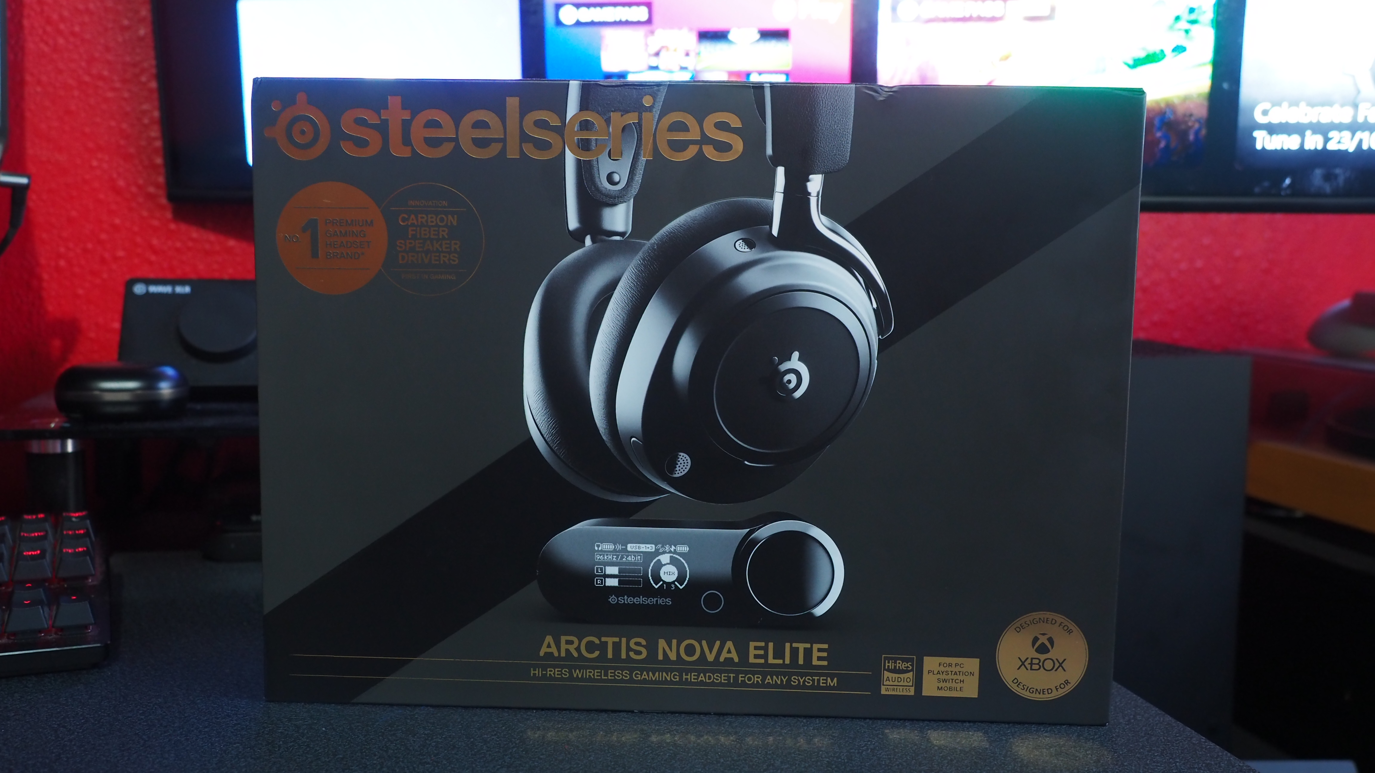 SteelSeries Arctis Nova Elite Headset