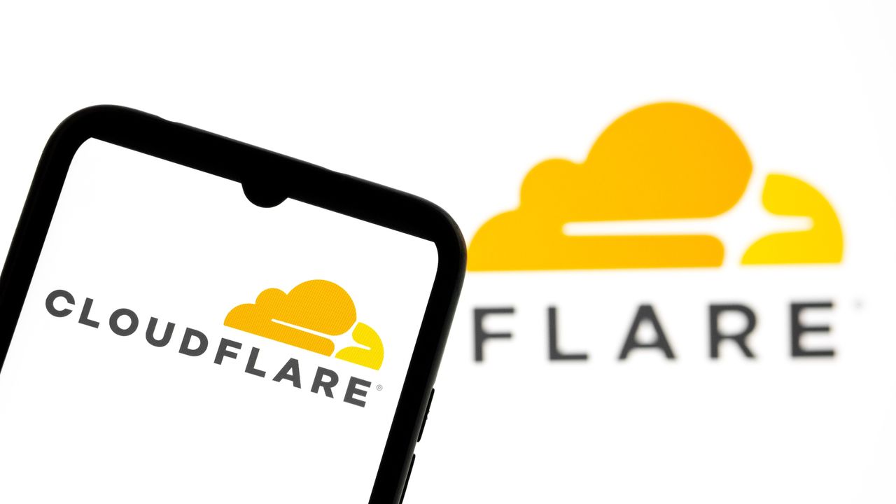 Cloudflare упал: Интернет встал. X, ChatGPT и игры теперь недоступны