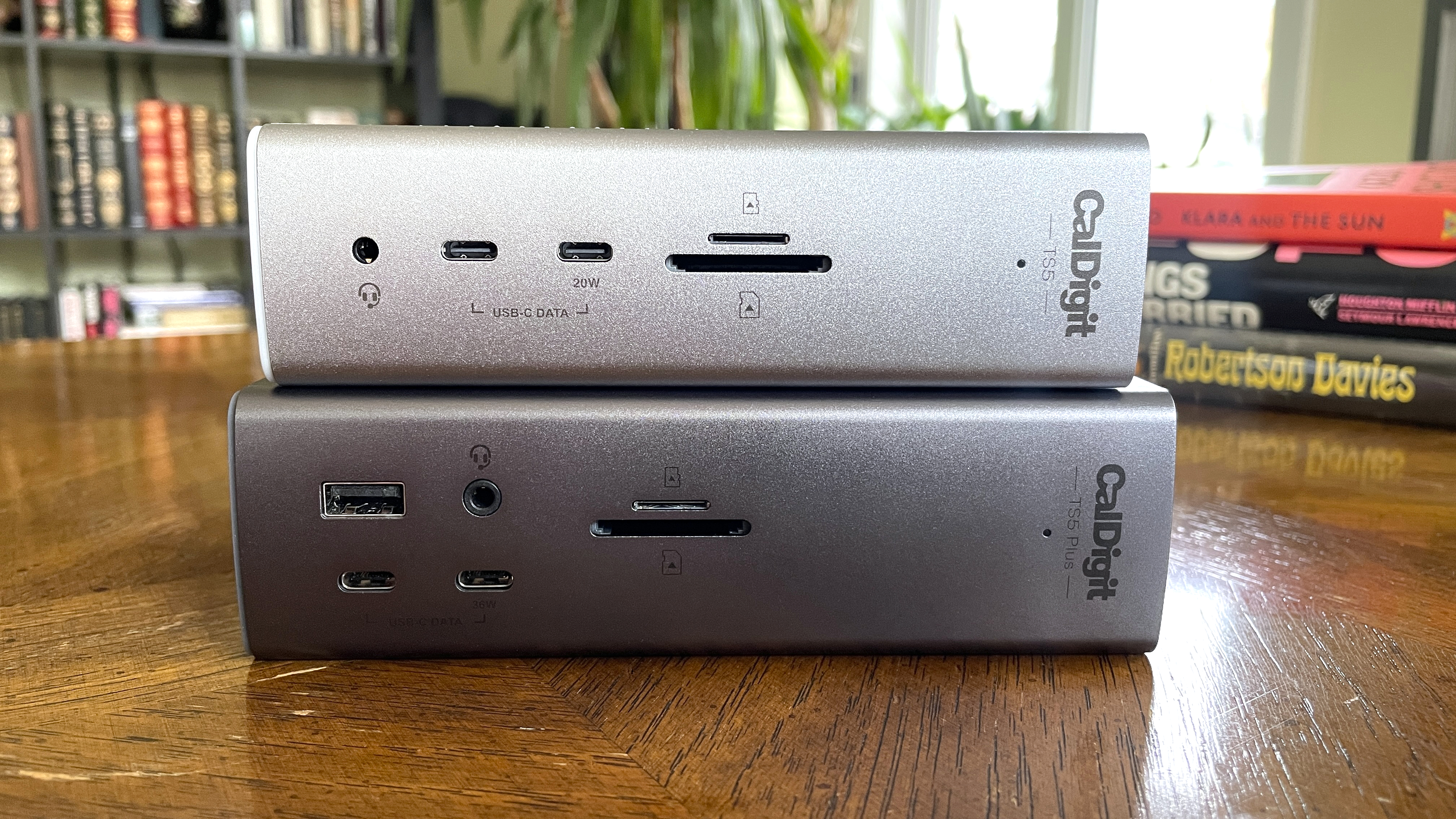 CalDigit TS5 и TS5 Plus - размеры