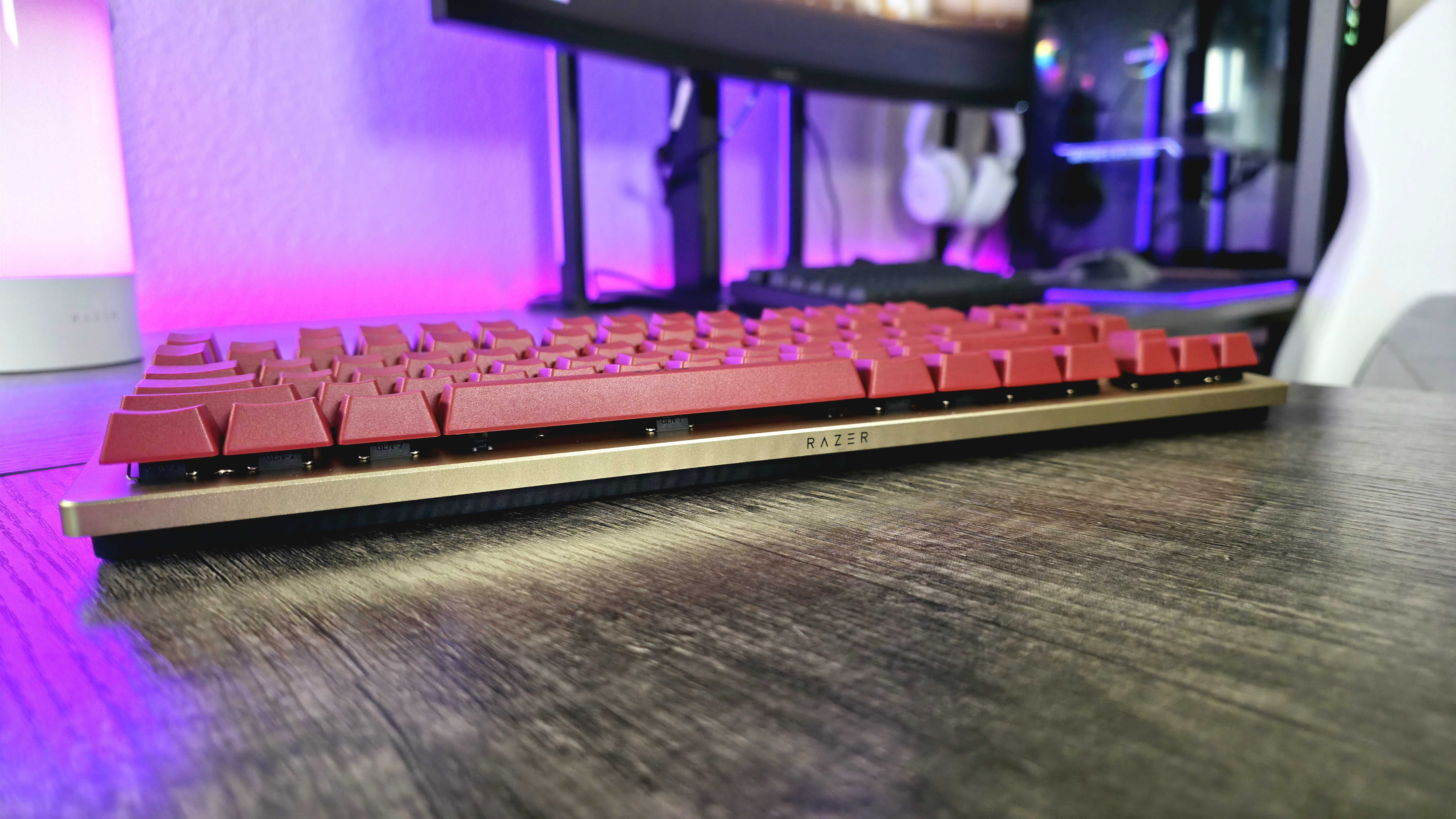 Image of the Razer Counter-Strike 2 Dragon Lore Collection.