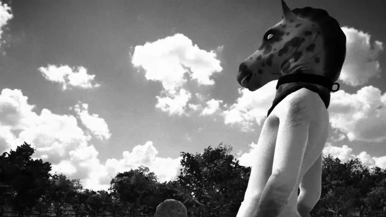 Изображение к статье: Игру HORSES дважды забанили, а она стала бестселлером: как это возможно? - Игры на MSReview.net