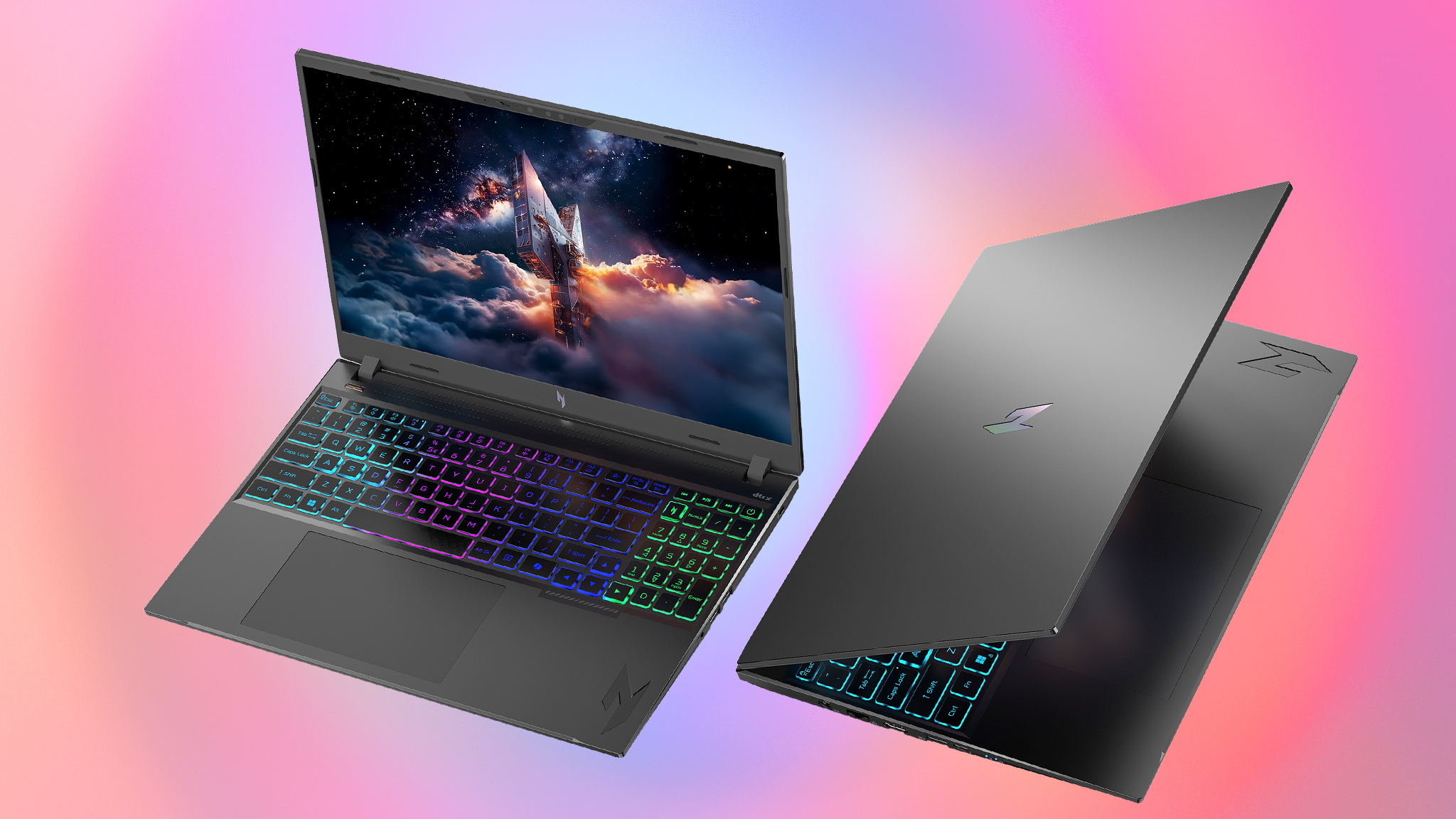 Два игровых ноутбука Acer Nitro V 16 AI: один открыт, другой почти закрыт.