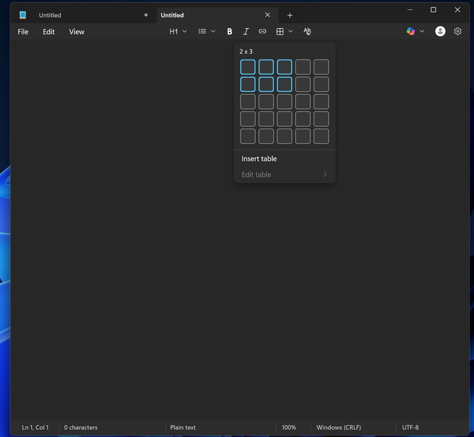 Блокнот в Windows 11 стал умнее: Таблицы и AI-стриминг!