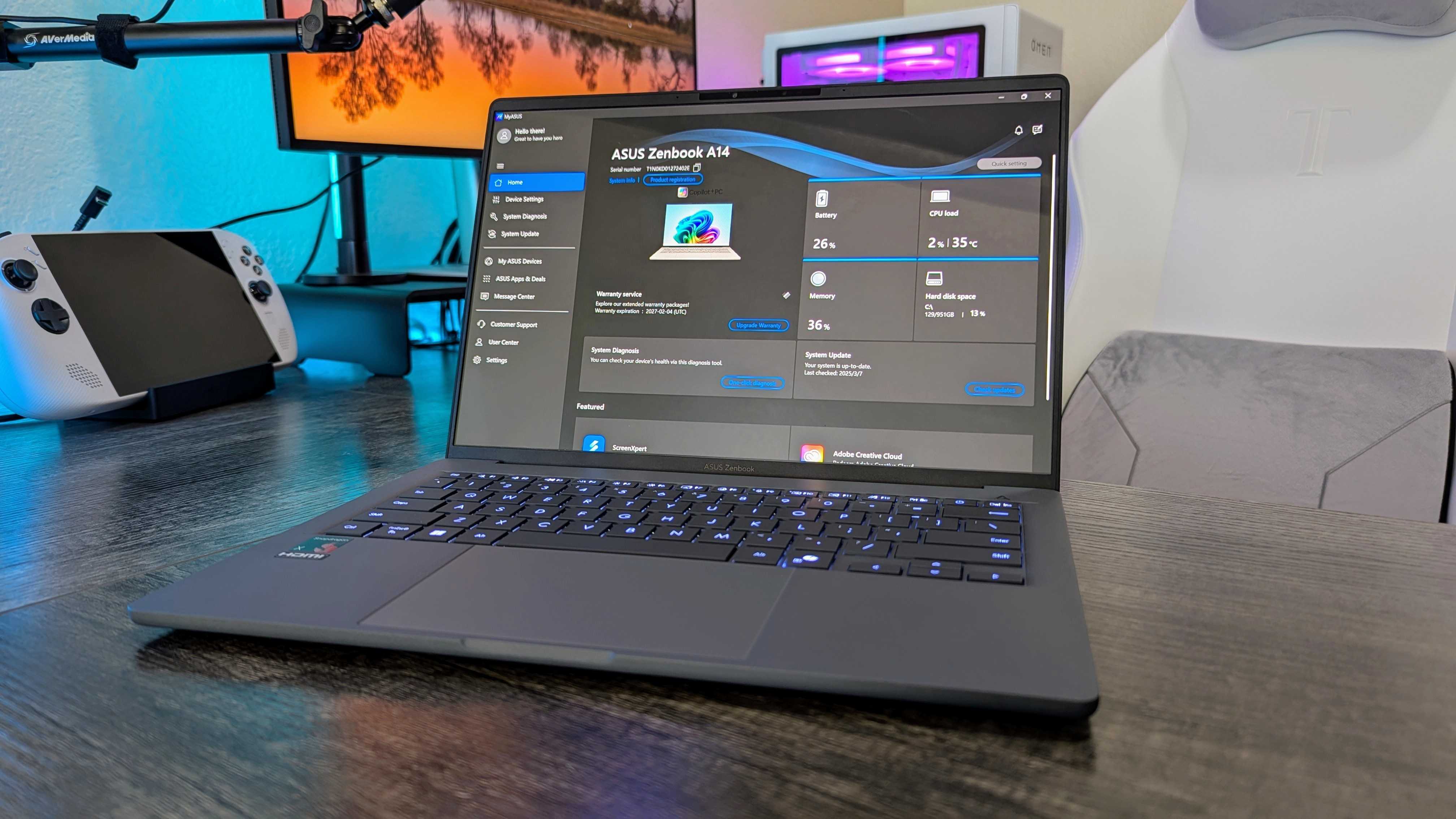 ASUS Zenbook A14 на столе