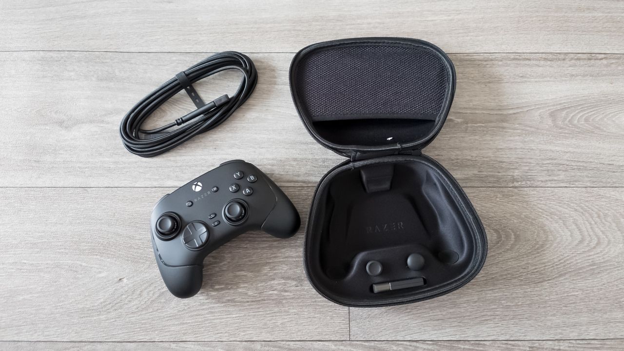 Razer Wolverine V3 Pro: Контроллер мечты для Xbox и ПК со скидкой!