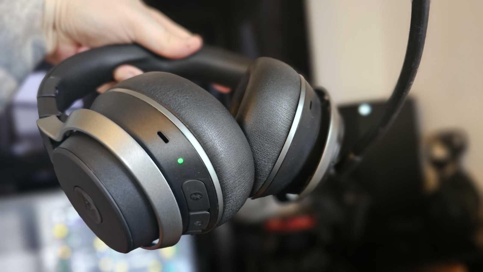 Turtle Beach Stealth Pro: Buttons.