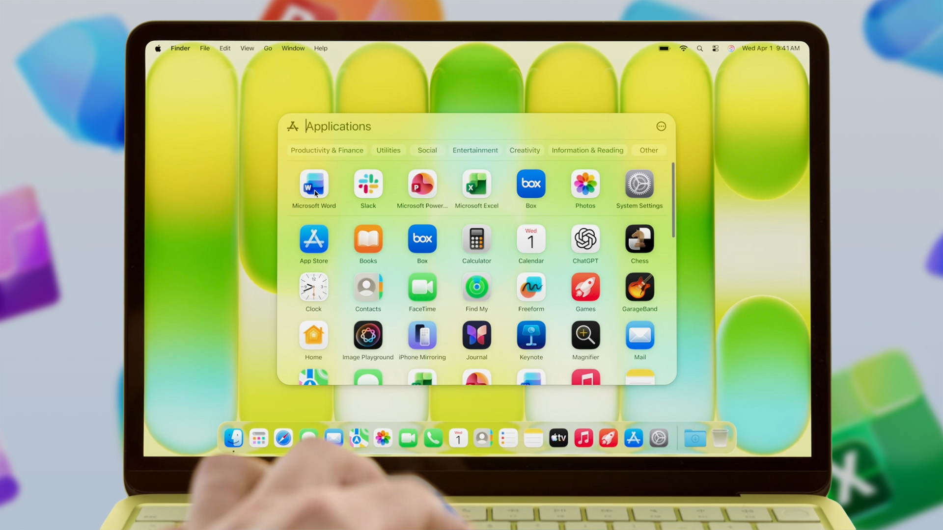 MacBook Neo, показывающий Microsoft Word