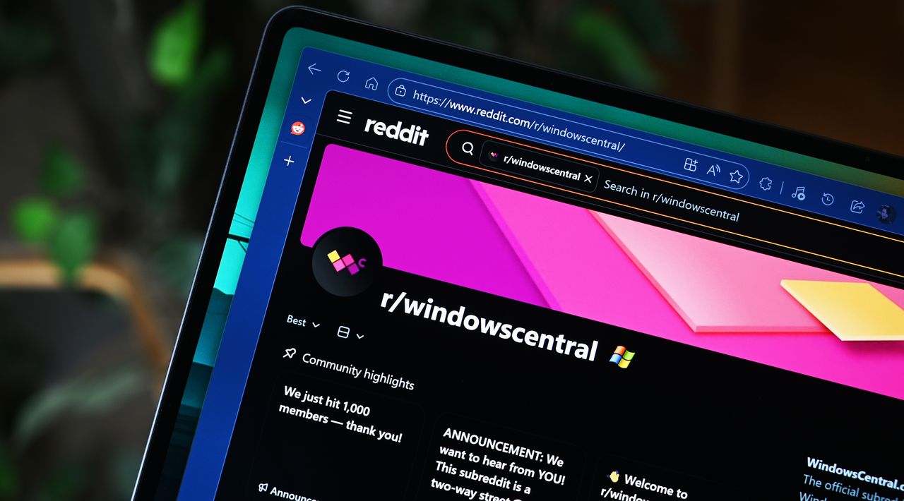 Изображение к статье: Наш сабреддит r/windowscentral бьет рекорды: больше 1100 подписчиков за два месяца! - Microsoft на MSReview.net