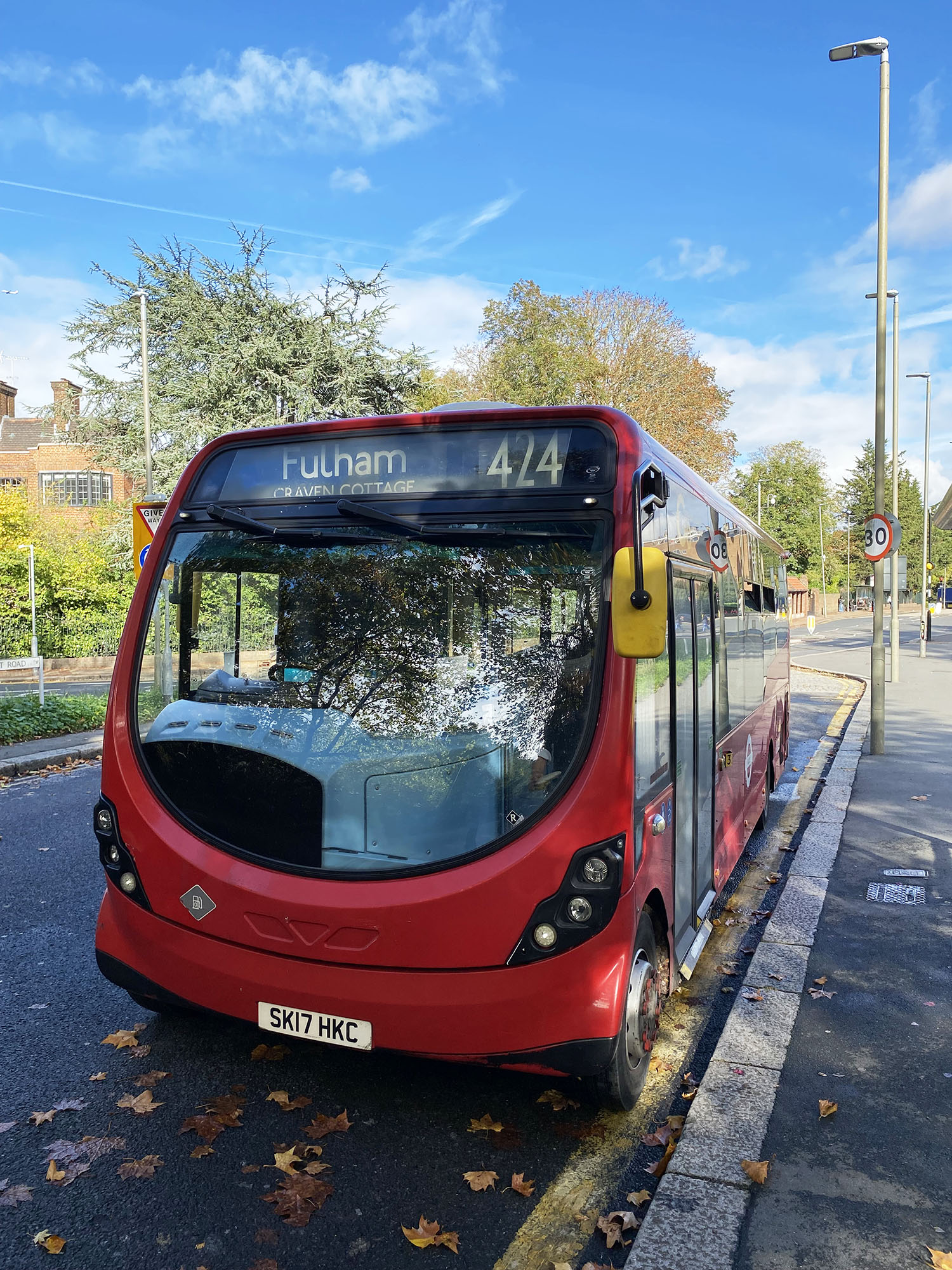 Picture of a route 424 bus