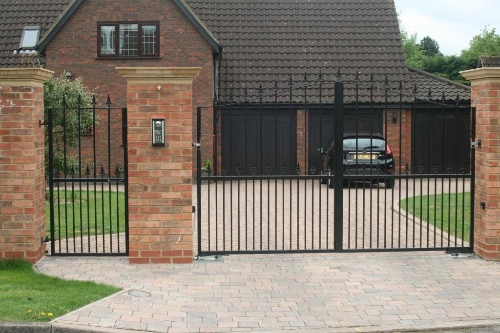Smart Gate Solutions for Modern Birmingham Homes & Businesses