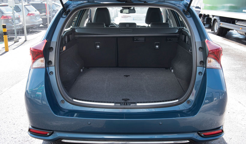 Toyota auris 5