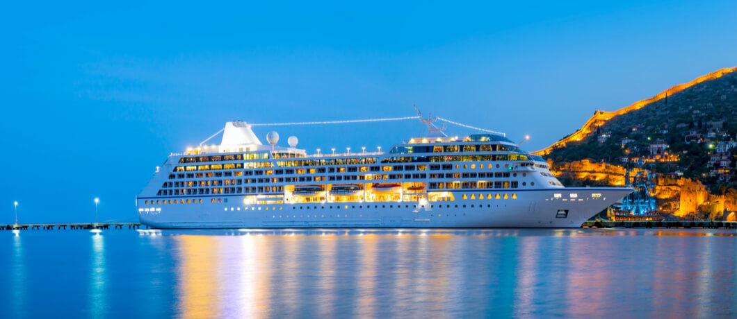 Cruise the Seas in Luxury