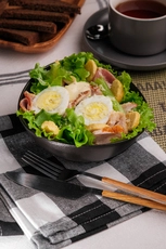  Chicken & Bacon Caesar Salad