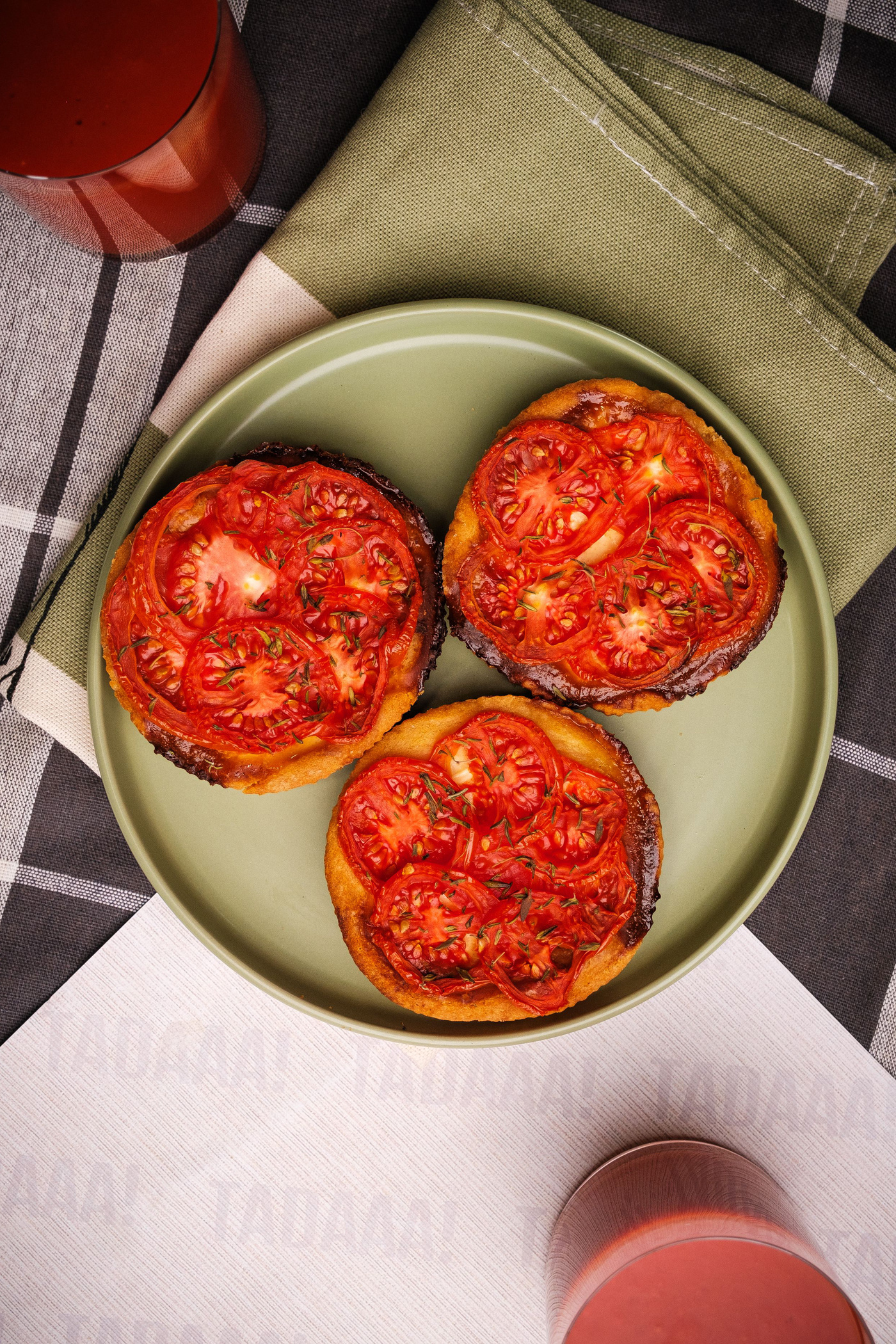 Fine Tomato Roasted Garlic & Thyme Tarte