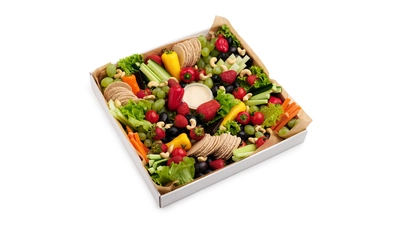 Large Fruit, Crudités & Dips Box