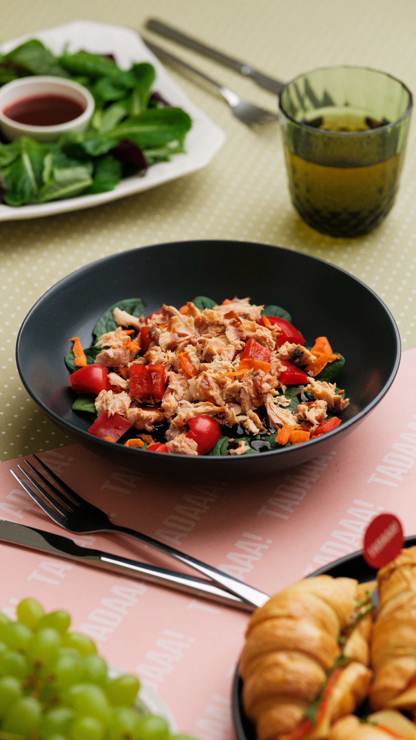 Smoked salmon with rocket, cherry tomatoes and cucumber salad 