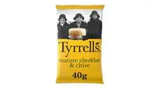 Tyrrells Mature Cheddar & Chive Crisps