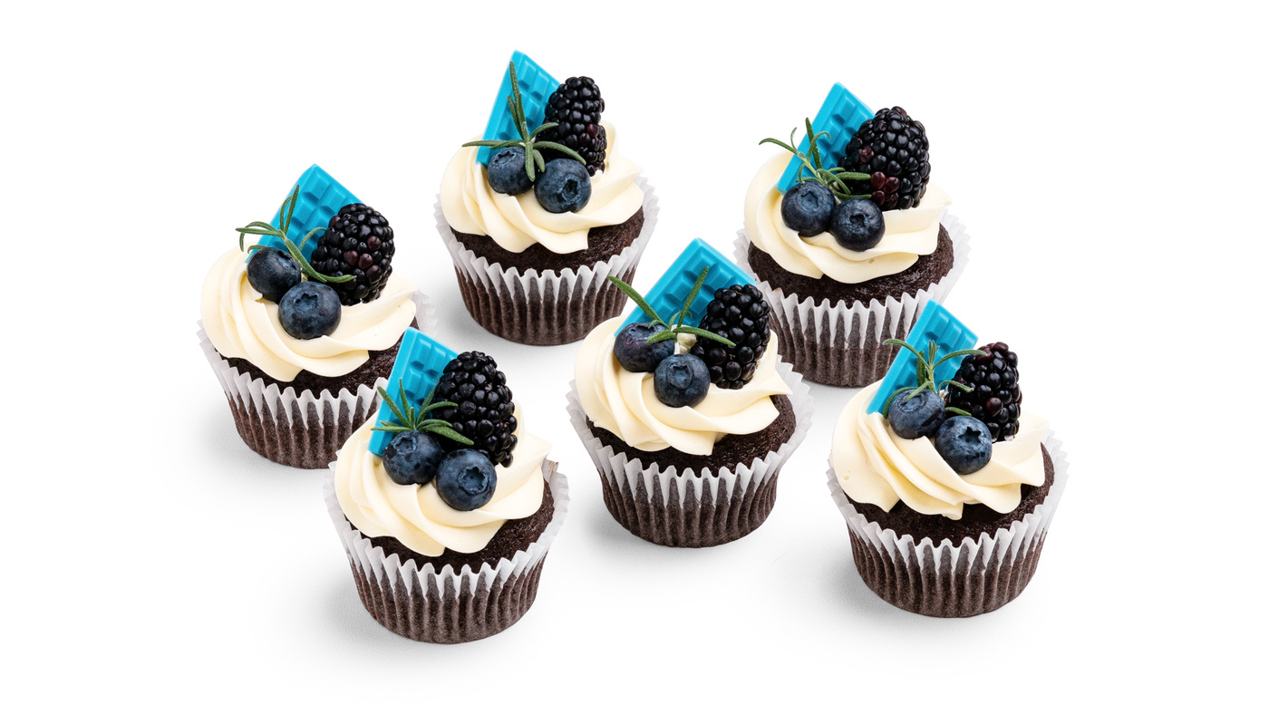 Chocolate & Berry Cupcakes