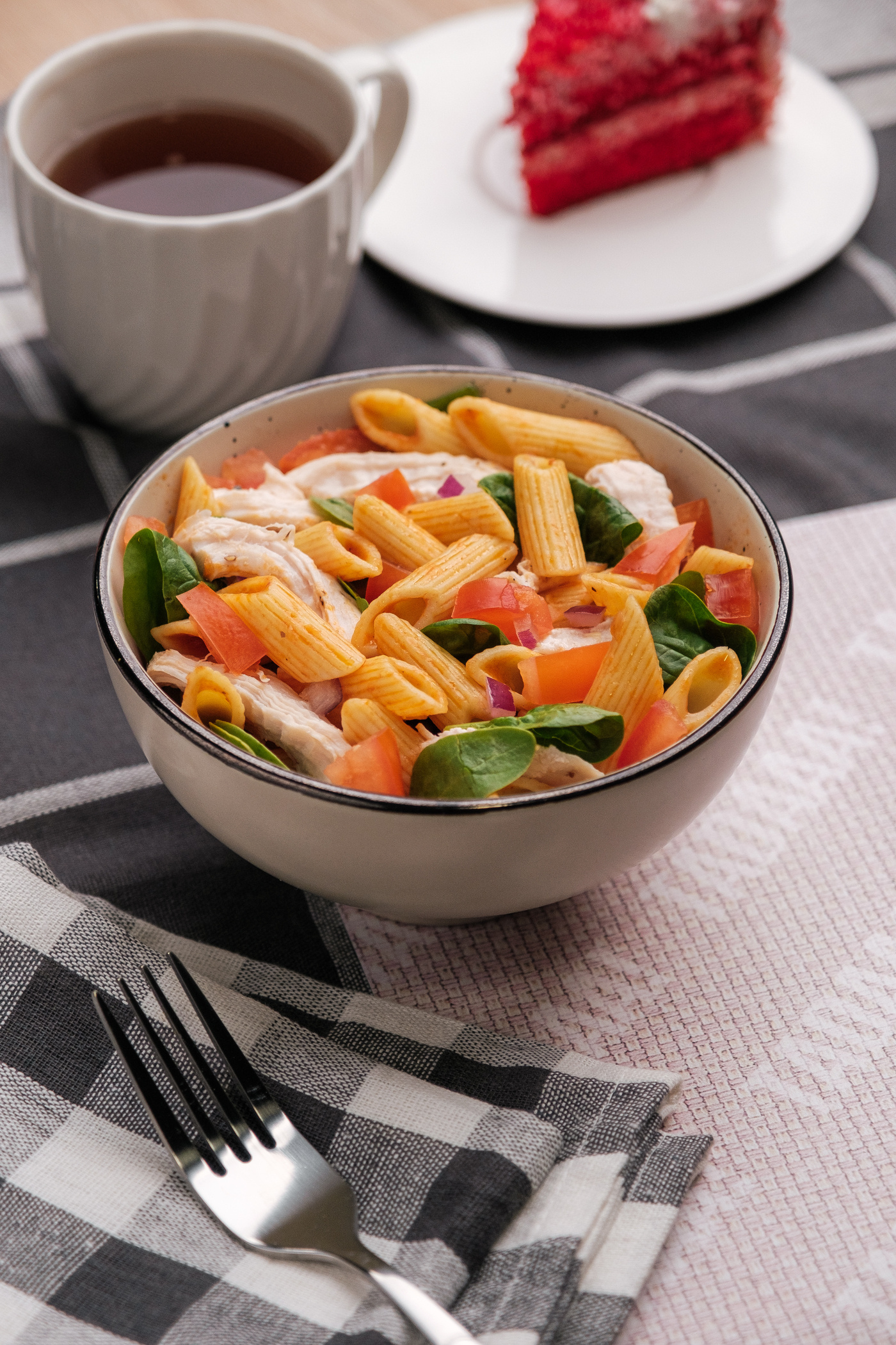 Vegan Chicken & Bacon Pasta Salad Bowl