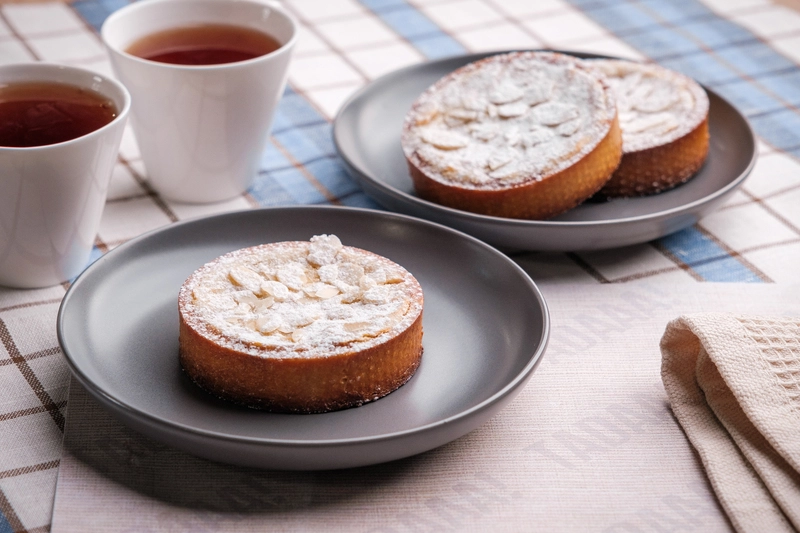 Mini Bakewell Tart