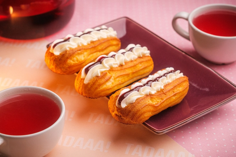 La Boulangerie Cream Éclair 