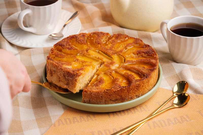Mum's Apple 10" Cake