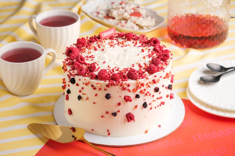 Cutter &Squidge’s Berry Sprinkle Cake