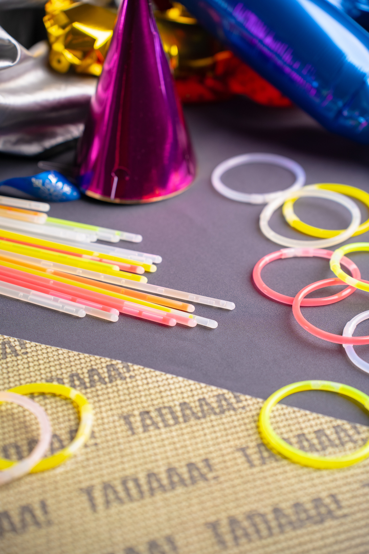 Neon Glow Bracelets. Pack of 100