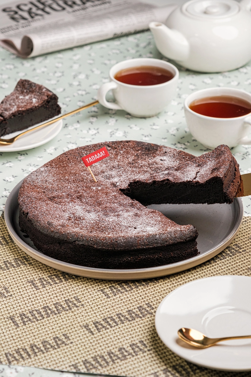 Gluten Free Flourless Chocolate 10" Cake