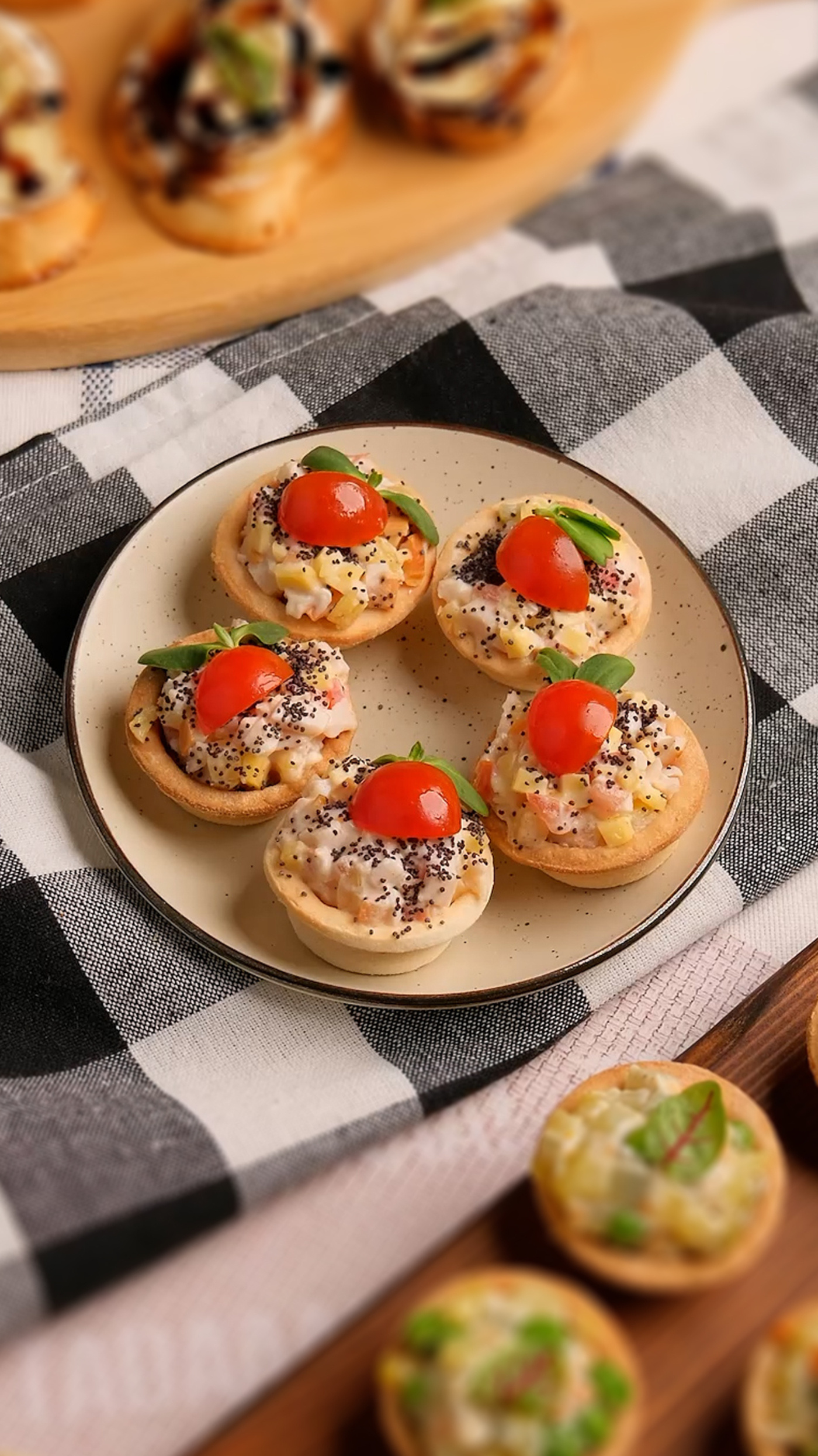 Smoked Chicken and Pineapple Opium Tartlet